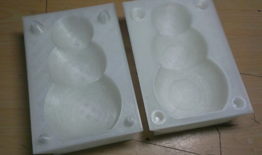 Snowman machine. add snow to snowman. (Coming Soon)